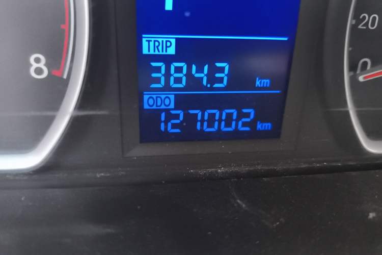 Used Hyundai i30 2009 1.6L Automatic Comfort Edition Odometer Close Up