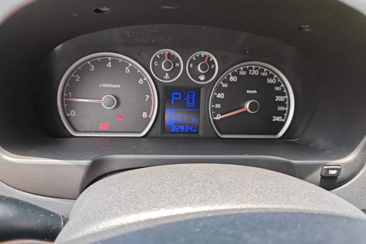 Used Hyundai i30 2009 1.6L Automatic Comfort Edition Odometer Close Up