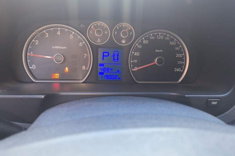 Used Hyundai i30 2009 1.6L Automatic Comfort Edition Odometer Close Up