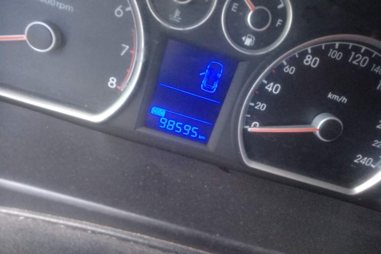 Used Hyundai i30 2009 1.6L Automatic Comfort Edition Odometer Close Up
