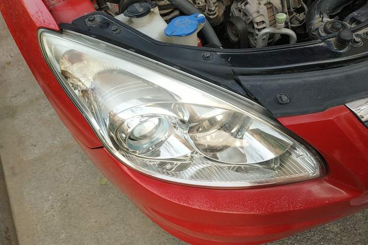 Used Hyundai i30 2009 1.6L Automatic Luxury Model Right Front Headlight