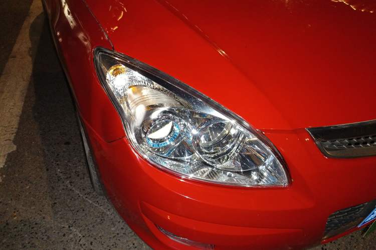 Used Hyundai i30 2009 1.6L Automatic Jingxiang Model Right Front Headlight