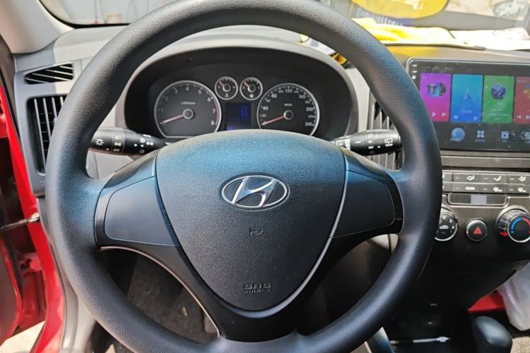 Used Hyundai i30 2009 1.6L Automatic Comfort Edition Steering Wheel