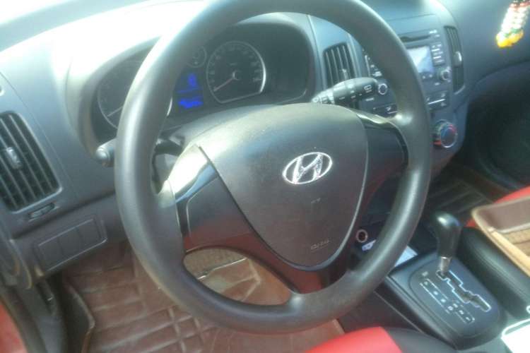 Used Hyundai i30 2009 1.6L Automatic Comfort Edition Steering Wheel