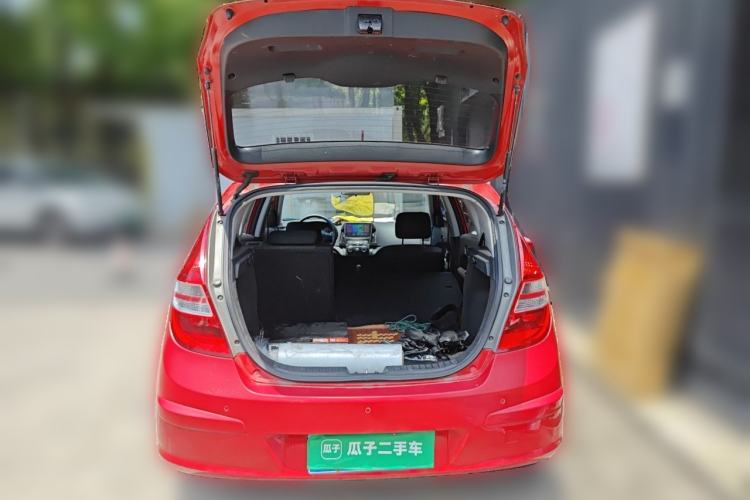 Used Hyundai i30 2009 1.6L Automatic Comfort Edition Trunk