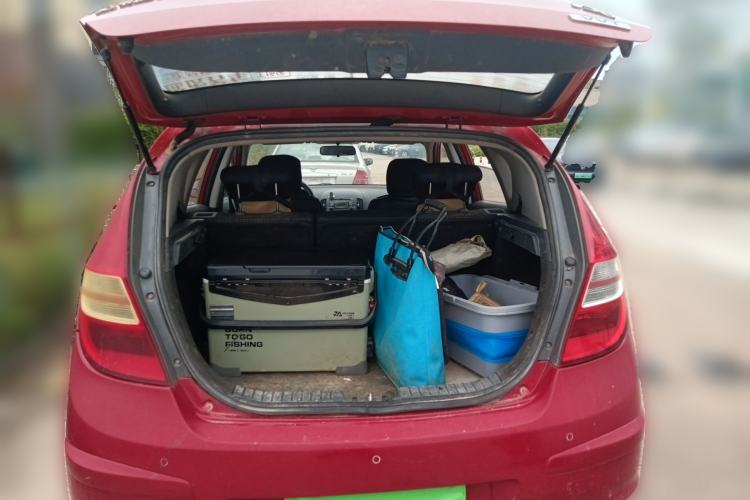 Used Hyundai i30 2009 1.6L Automatic Comfort Edition Trunk