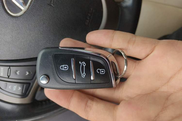 Used Hyundai i30 2009 1.6L Automatic Luxury Model Vehicle Key