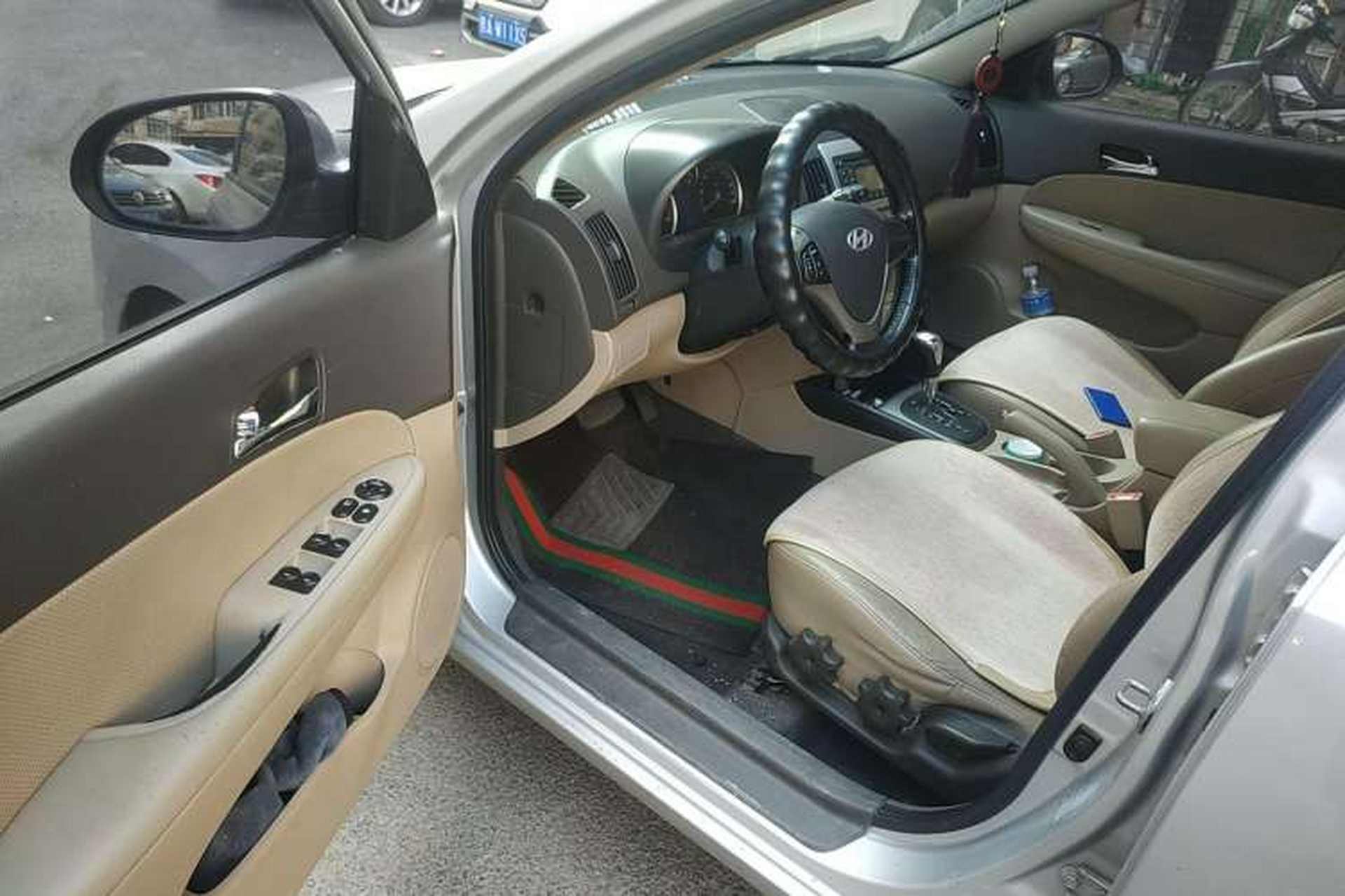 Used Hyundai i30 2009 1.6L Automatic Luxury Model Driver Seat