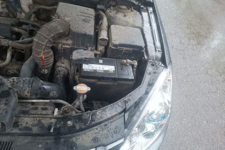Used Hyundai i30 2009 1.6L Automatic Comfort Edition Engine Bay Left