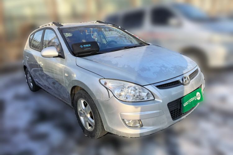 Used Hyundai i30 2009 1.6L Manual Comfort Edition Front Right 45 Deg