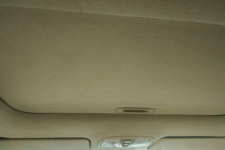 Used Hyundai i30 2009 1.6L Automatic Luxury Model Headliner