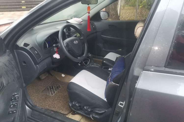 Used Hyundai i30 2009 1.6L Automatic Comfort Edition Left Front Seat