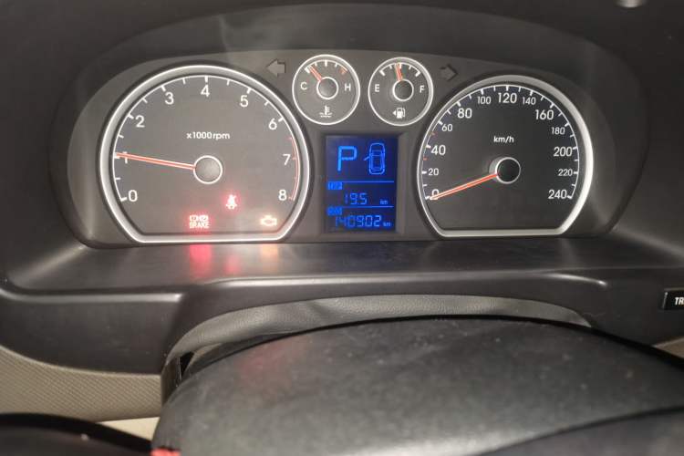 Used Hyundai i30 2009 1.6L Automatic Comfort Edition Odometer Close Up