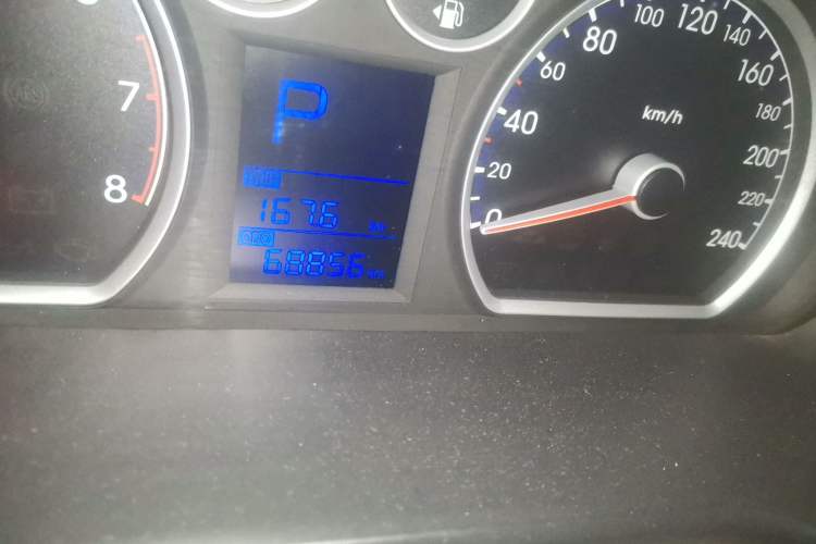 Used Hyundai i30 2009 1.6L Automatic Comfort Edition Odometer Close Up