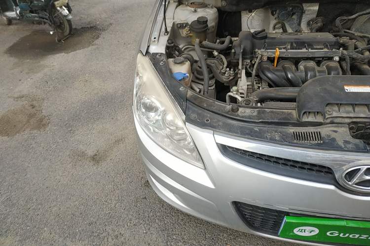 Used Hyundai i30 2009 1.6L Automatic Luxury Model Right Front Headlight