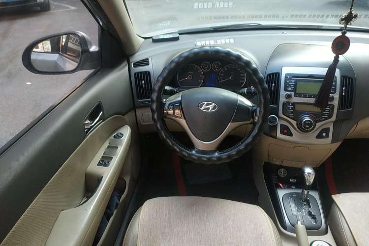 Used Hyundai i30 2009 1.6L Automatic Luxury Model Steering Wheel