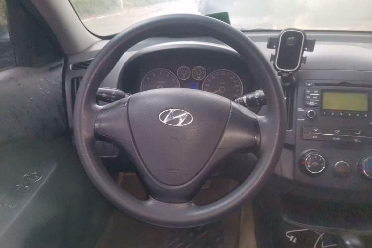 Used Hyundai i30 2009 1.6L Automatic Comfort Edition Steering Wheel