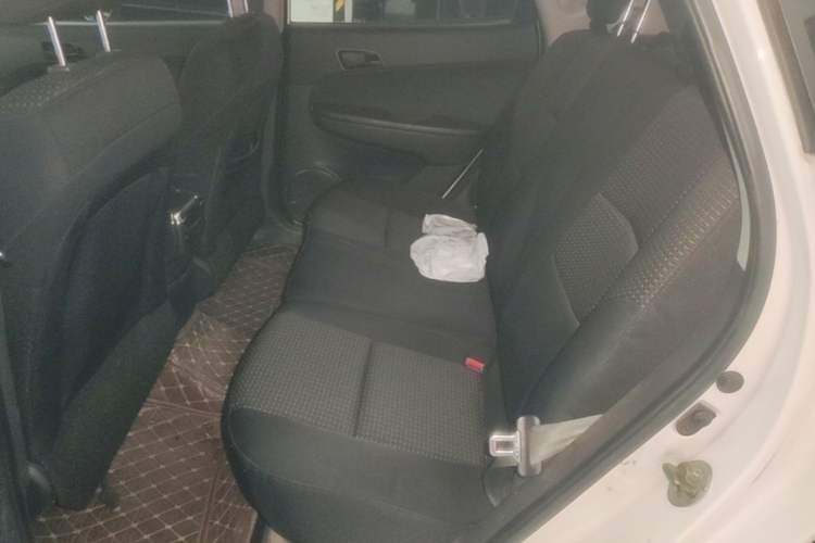Used Hyundai i30 2009 1.6L Automatic Comfort Edition Left Rear Seat