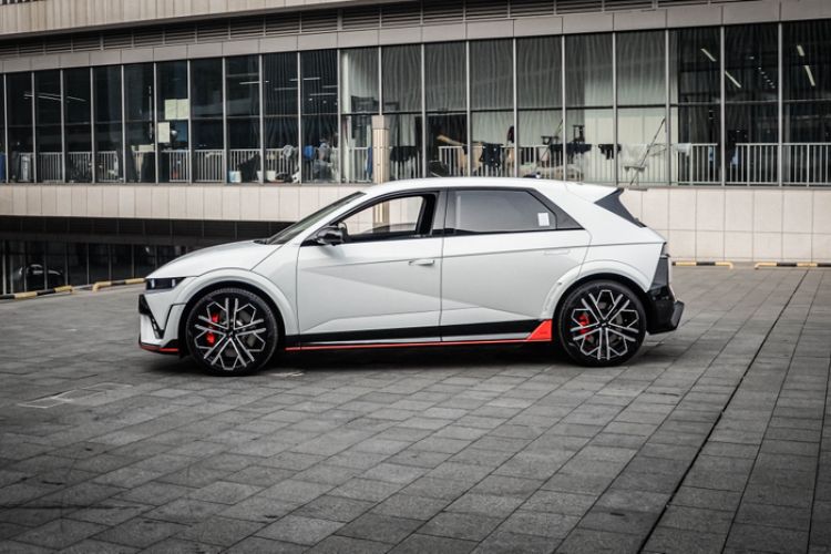 Used Hyundai IONIQ 5 N 2024 Base Model Exterior 15