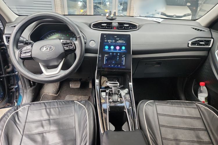 Used Hyundai ix25 2020 1.5L CVT GLS Smart Model Center Console