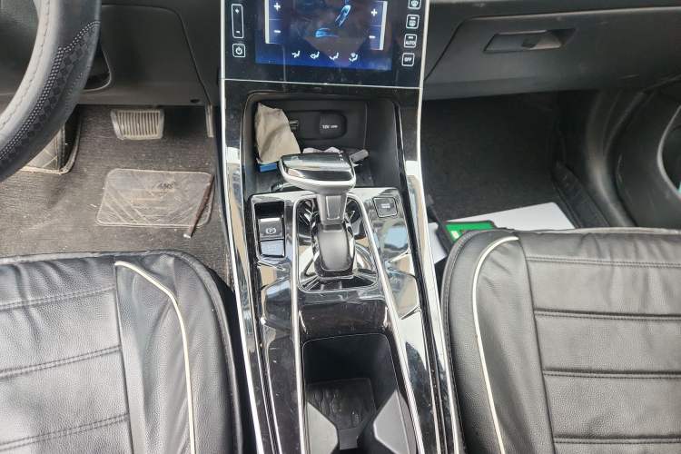 Used Hyundai ix25 2020 1.5L CVT GLS Smart Model Gear Lever