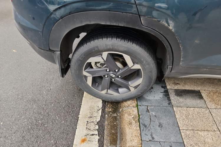 Used Hyundai ix25 2020 1.5L CVT GLS Smart Model Right Rear Wheel Hub