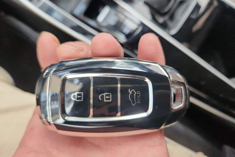 Used Hyundai ix25 2020 1.5L CVT GLS Smart Model Vehicle Key