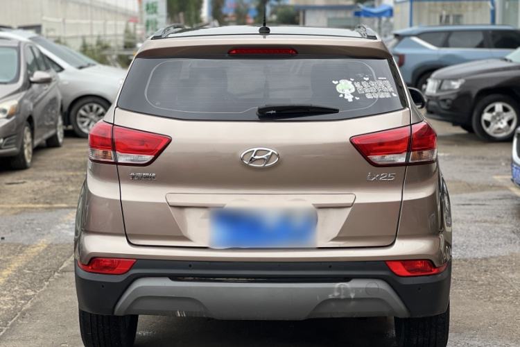 Used Hyundai ix25 2017 1.6L Automatic Smart Version Exterior 4