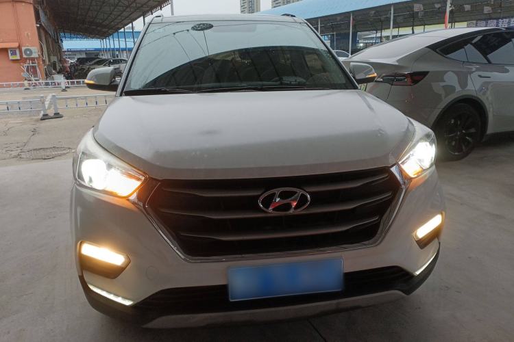 Used Hyundai ix25 2017 1.6L Automatic Smart Version Exterior 1