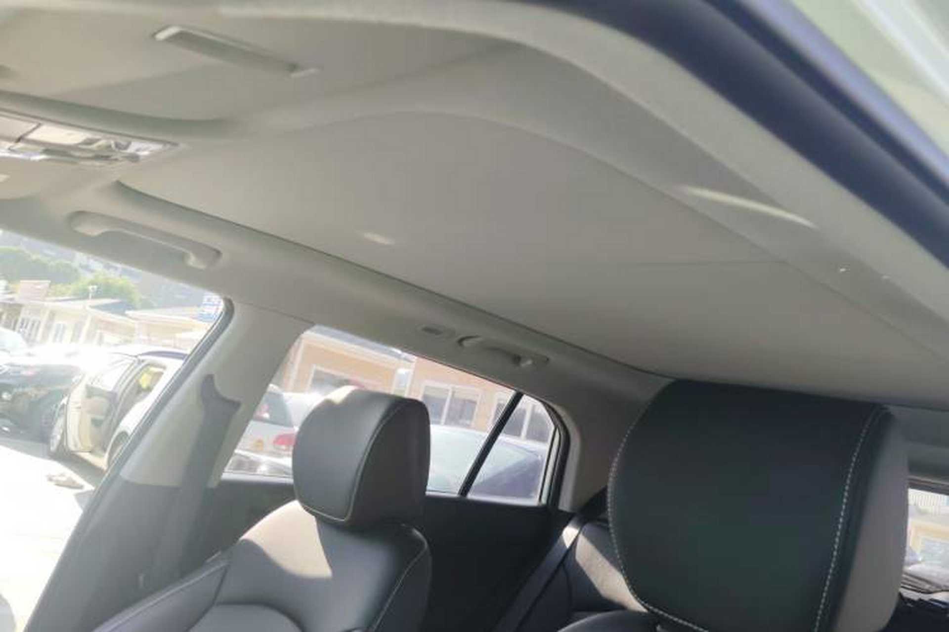 Used Hyundai ix25 2017 1.6L Automatic Smart Version Headliner