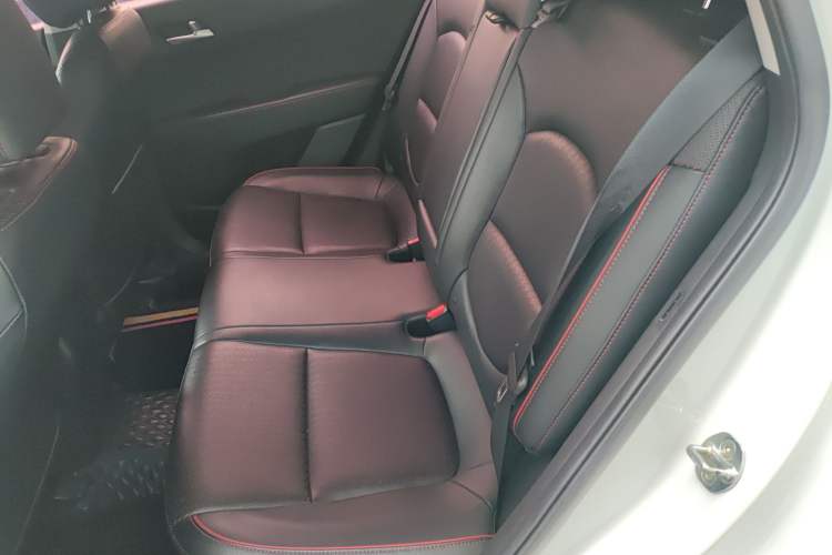 Used Hyundai ix25 2017 1.6L Automatic Smart Version Interior 4