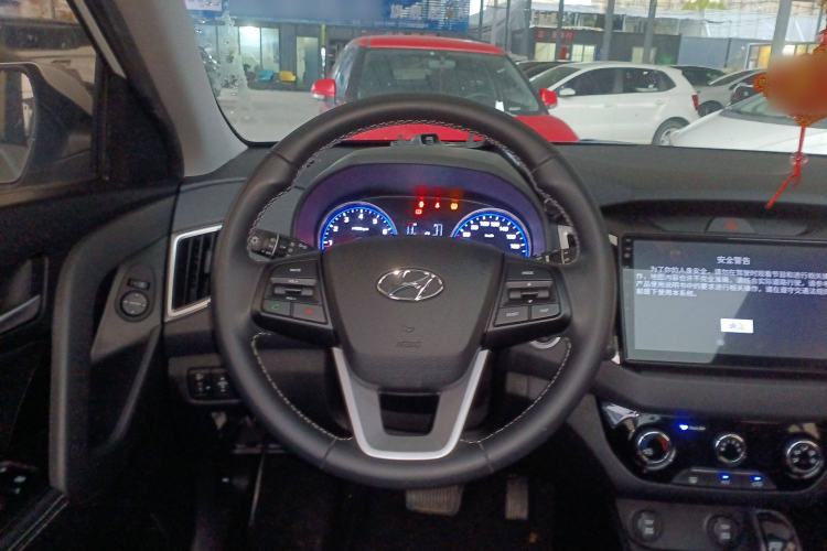 Used Hyundai ix25 2017 1.6L Automatic Smart Version Steering Wheel