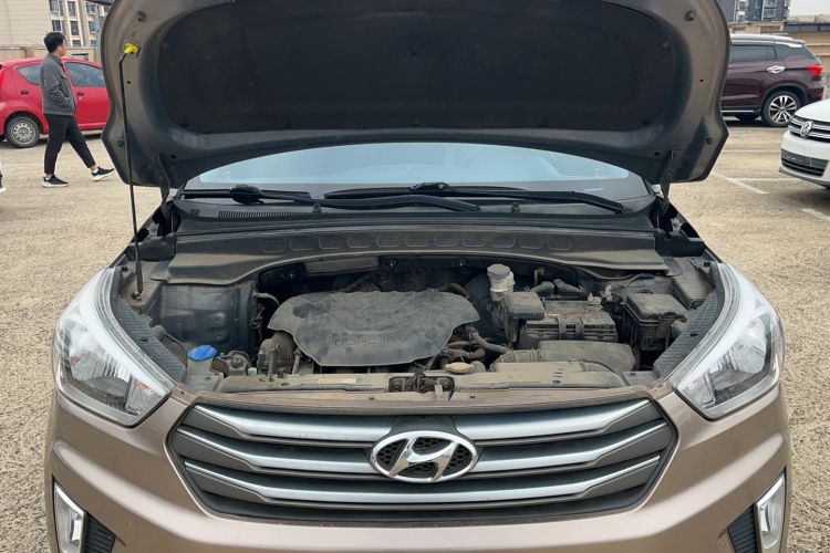 Used Hyundai ix25 2015 1.6L Automatic Two-Wheel Drive Smart GLS Trim Engine Bay