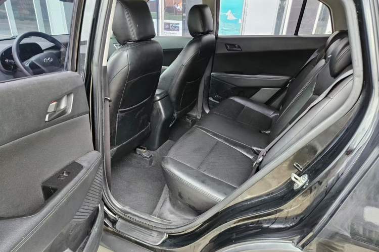 Used Hyundai ix25 2015 1.6L Manual Two-Wheel Drive Fashionable GS Model Left Rear Seat