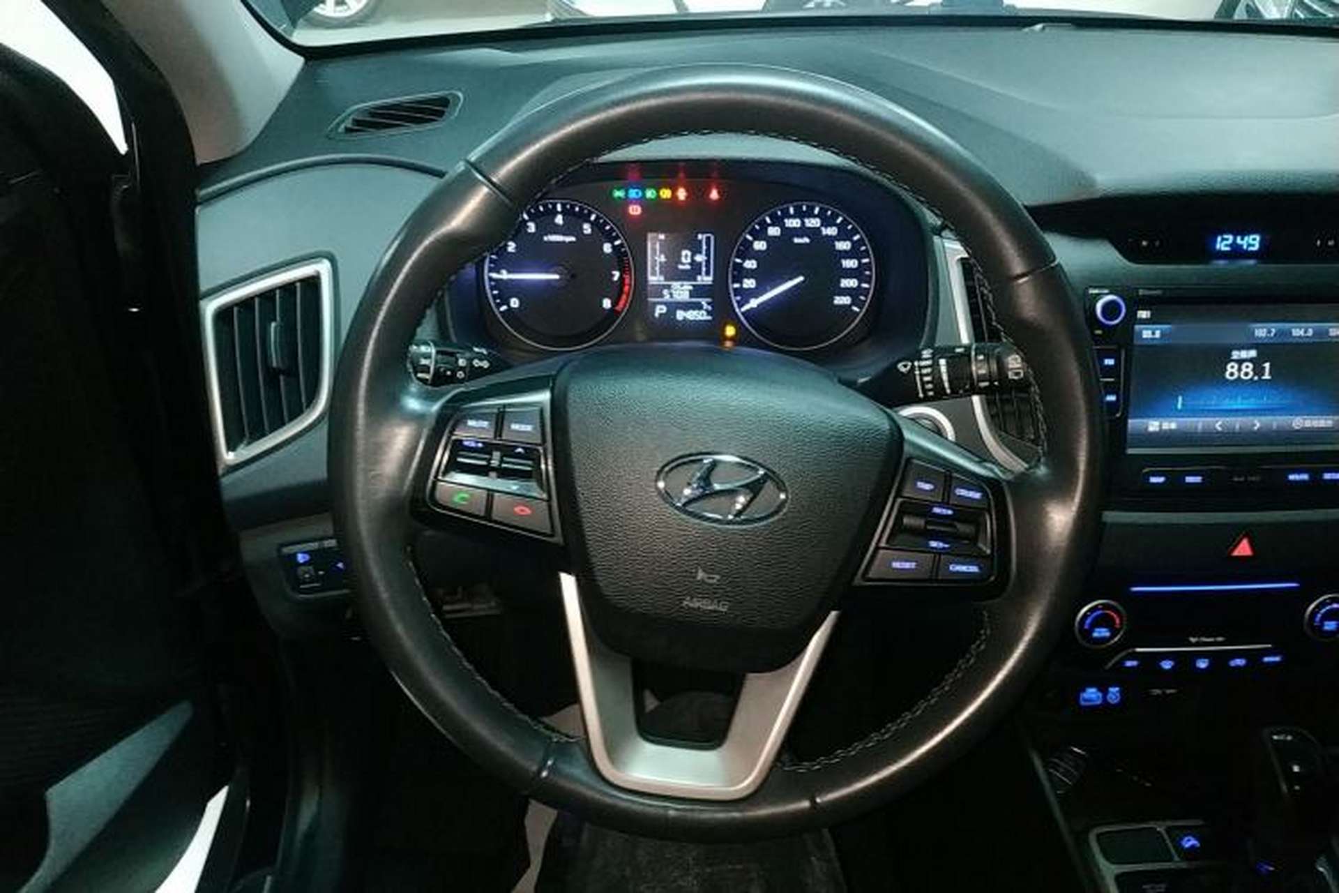 Used Hyundai ix25 2015 1.6L Automatic Two-Wheel-Drive Deluxe DLX Model Steering Wheel
