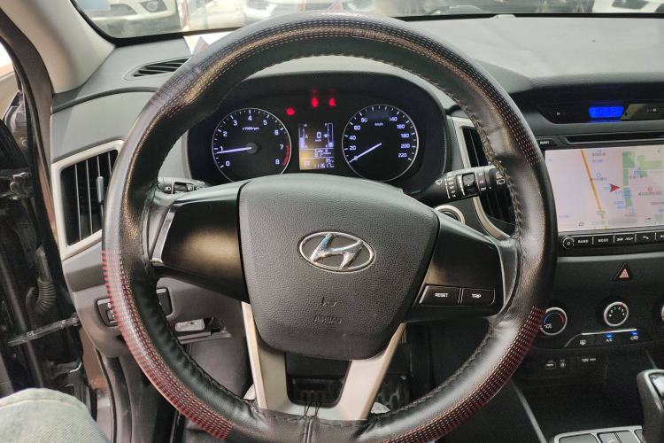 Used Hyundai ix25 2015 1.6L Automatic Two-Wheel Drive Smart GLS Trim Steering Wheel