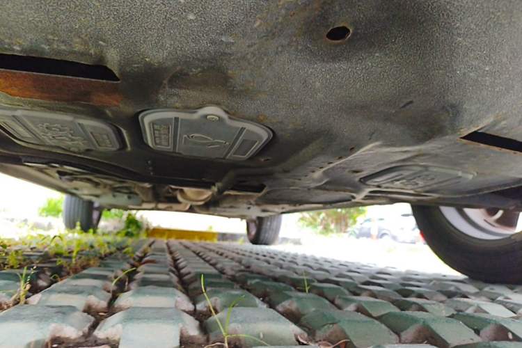 Used Hyundai ix25 2015 1.6L Automatic Two-Wheel-Drive Deluxe DLX Model Chassis Front