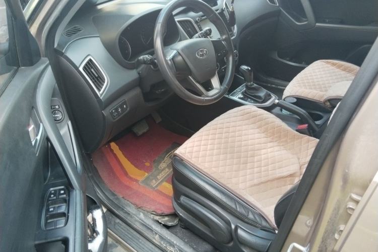 Used Hyundai ix25 2015 1.6L Automatic Two-Wheel Drive Smart GLS Trim Driver Seat