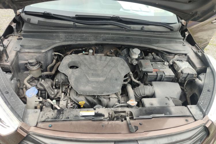 Used Hyundai ix25 2015 1.6L Automatic Two-Wheel Drive Fashionable GS Model Engine Bay