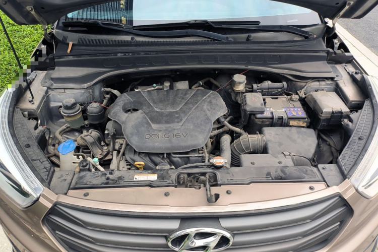 Used Hyundai ix25 2015 1.6L Manual Two-Wheel Drive Fashionable GS Model Engine Bay