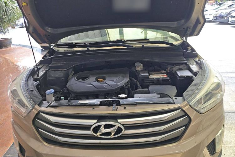 Used Hyundai ix25 2015 2.0L Automatic Two-Wheel Drive Intelligent GLS Engine Bay