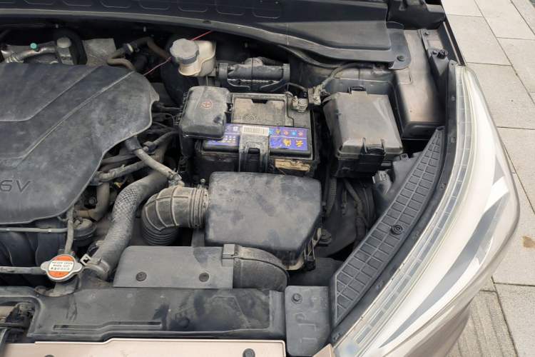 Used Hyundai ix25 2015 1.6L Manual Two-Wheel Drive Fashionable GS Model Engine Bay Left