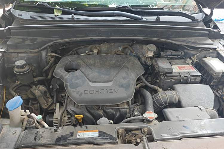Used Hyundai ix25 2015 1.6L Manual Two-Wheel Drive Fashionable GS Model Engine Bay