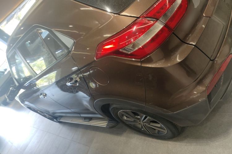 Used Hyundai ix25 2015 1.6L Automatic Two-Wheel-Drive Deluxe DLX Model Exterior 3