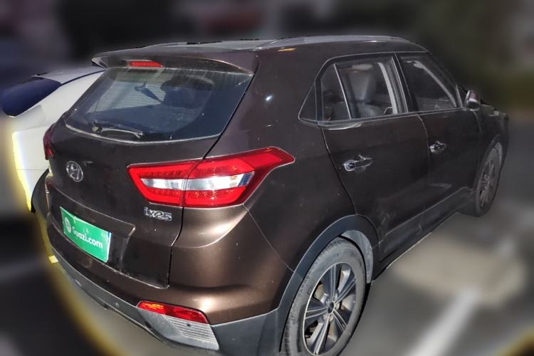 Used Hyundai ix25 2015 2.0L Automatic Two-Wheel Drive Intelligent GLS Exterior 5