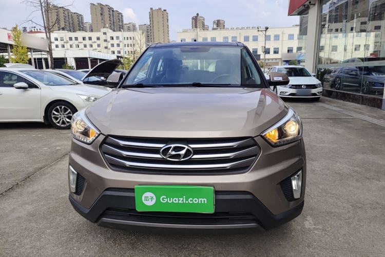 Used Hyundai ix25 2015 1.6L Automatic Two-Wheel-Drive Deluxe DLX Model Front