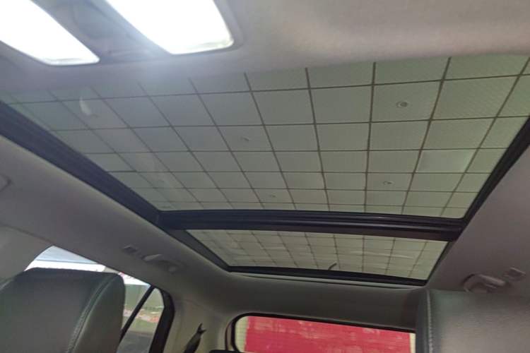 Used Hyundai ix25 2015 1.6L Automatic Two-Wheel Drive Smart GLS Trim Headliner