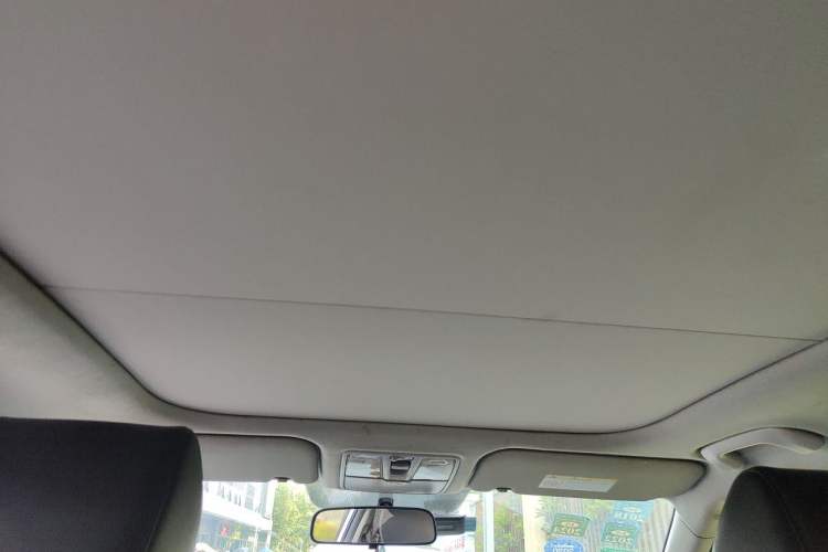 Used Hyundai ix25 2015 1.6L Automatic Two-Wheel Drive Smart GLS Trim Headliner