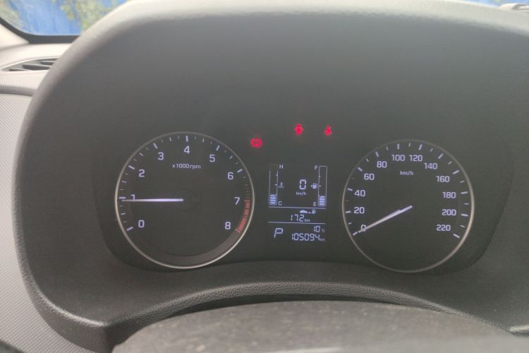 Used Hyundai ix25 2015 1.6L Automatic Two-Wheel Drive Fashionable GS Model Instrument Cluster