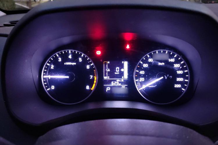 Used Hyundai ix25 2015 2.0L Automatic Two-Wheel Drive Intelligent GLS Instrument Cluster